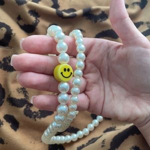 Super cute y2k smile necklace!! 💖